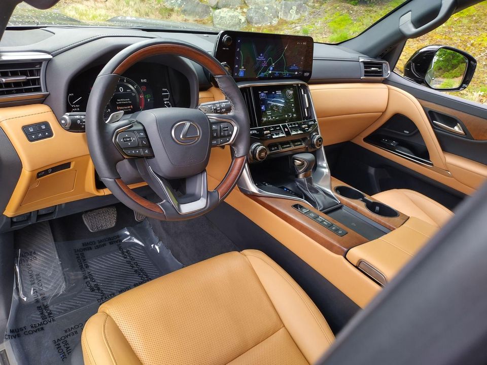 2024 Lexus LX