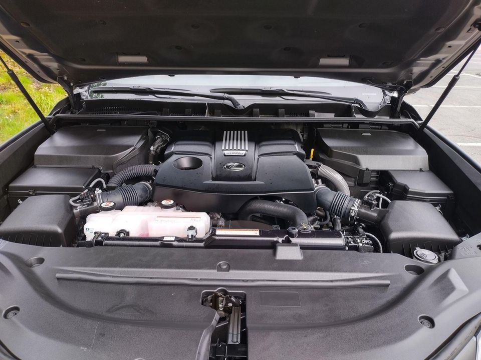 2024 Lexus LX