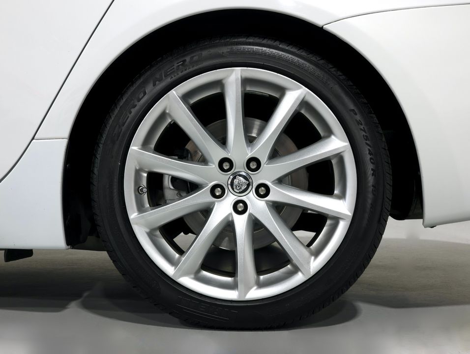 2013 Jaguar XJ
