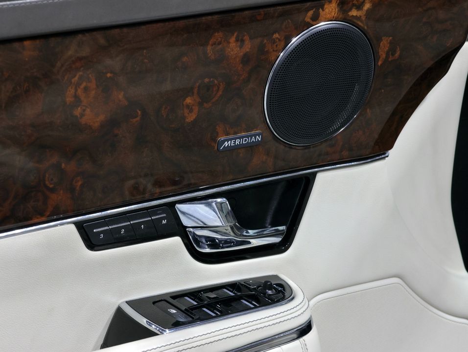 2013 Jaguar XJ