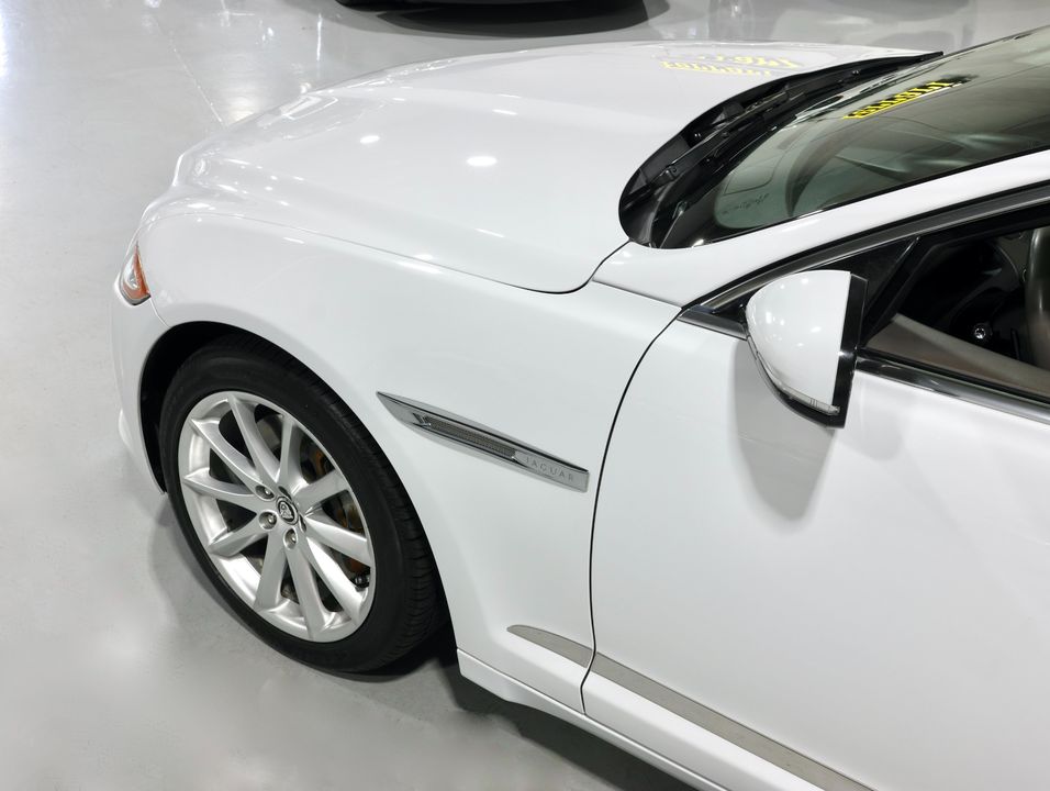 2013 Jaguar XJ