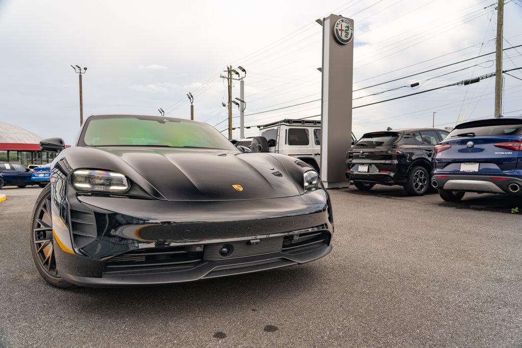 2022 Porsche Taycan