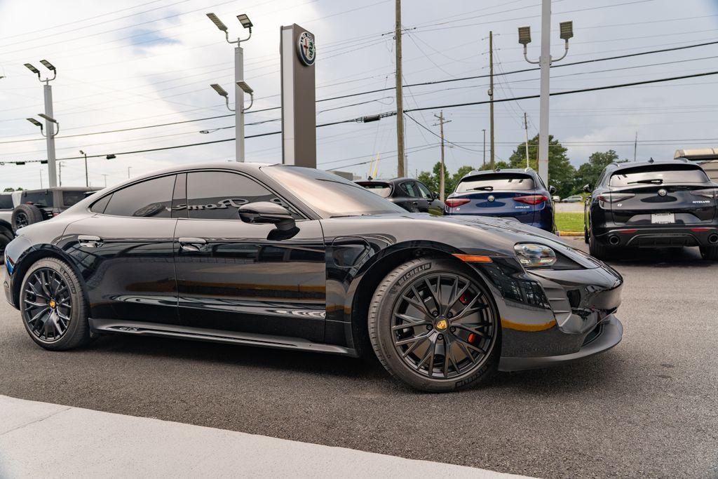 2022 Porsche Taycan