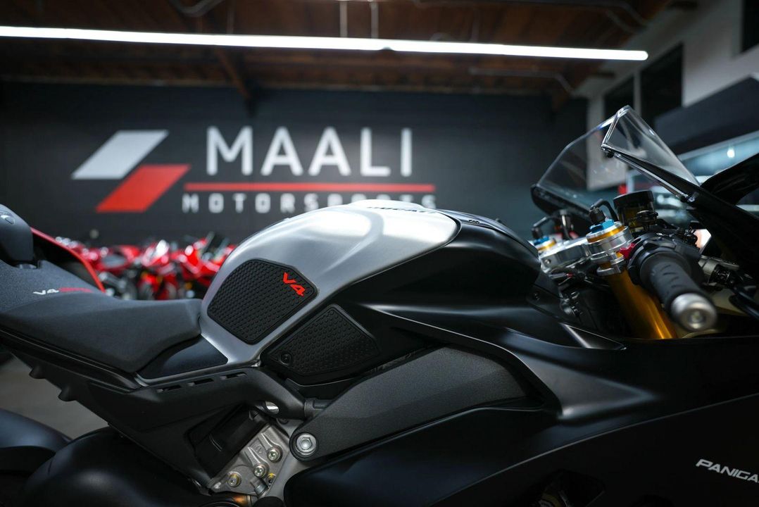 2023 Ducati Panigale V4 SP2