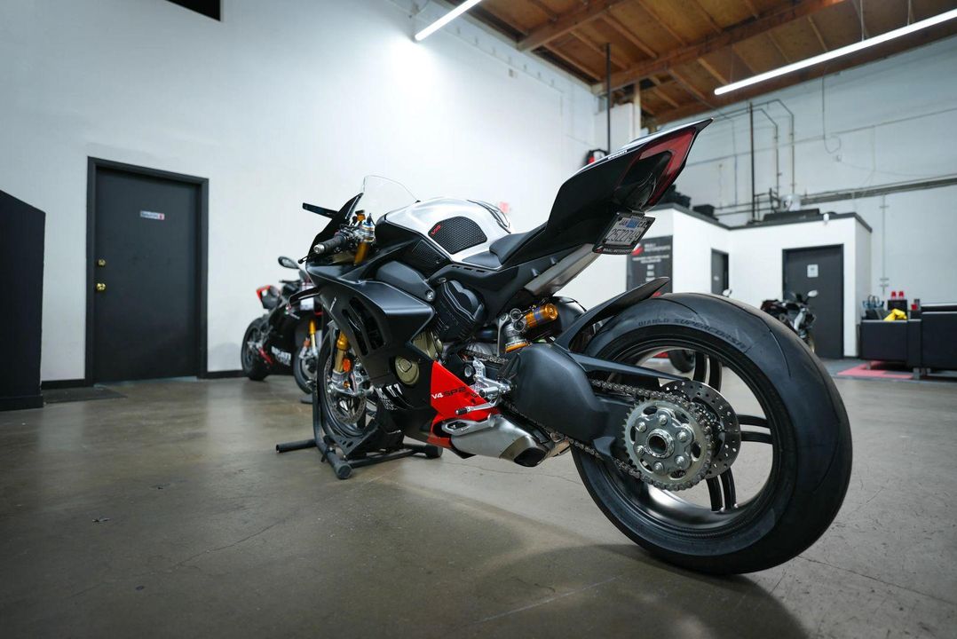 2023 Ducati Panigale V4 SP2