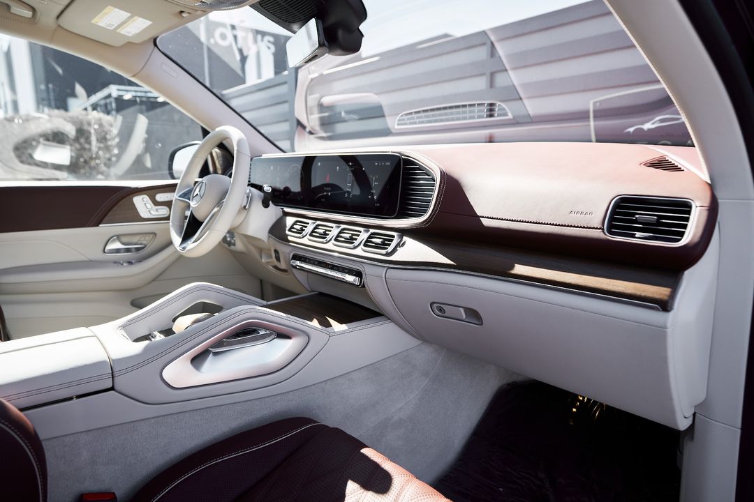 2024 Mercedes-Benz GLS