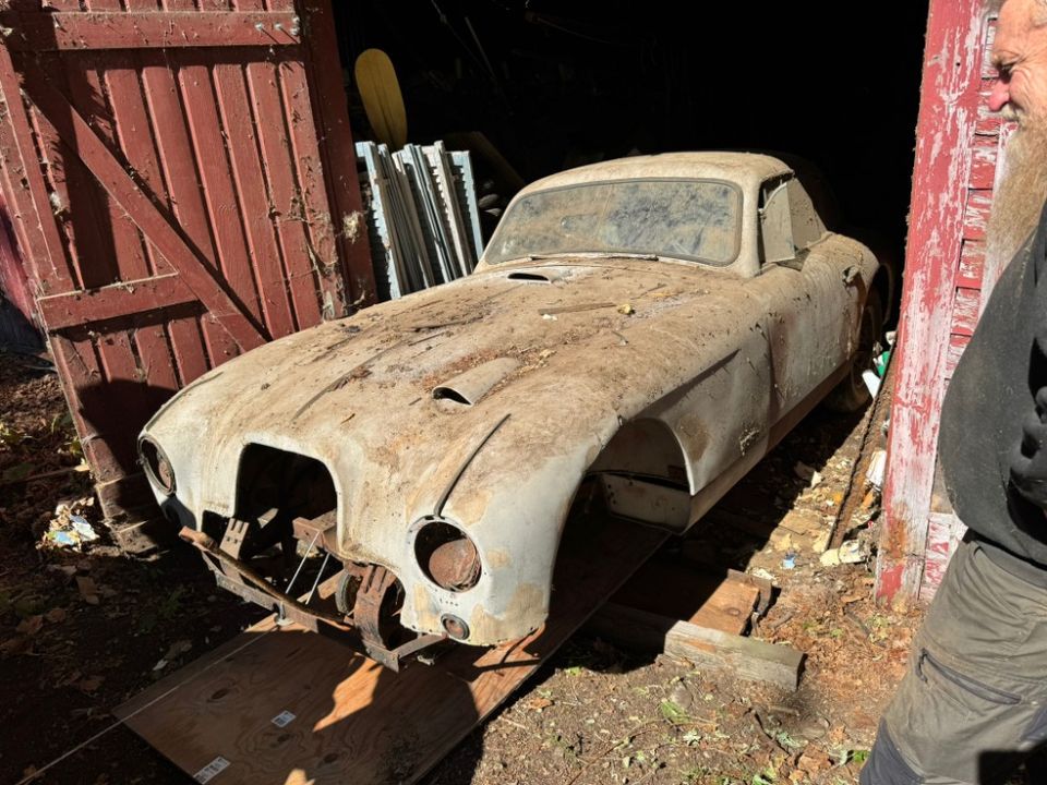 1953 Aston Martin DB2 Vantage