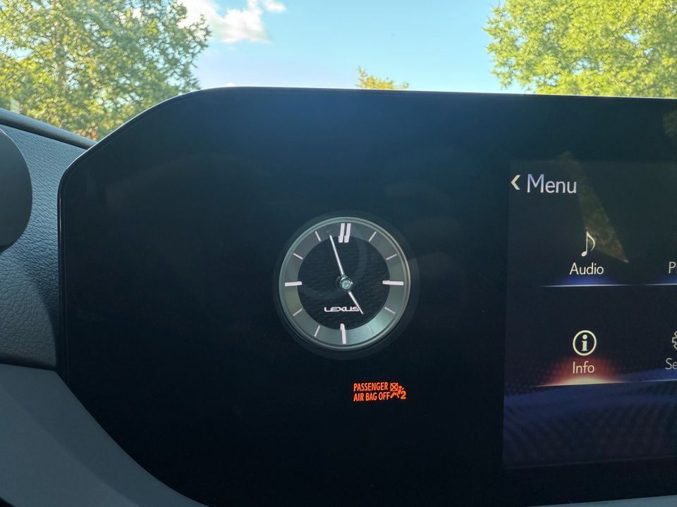 2022 Lexus ES 350