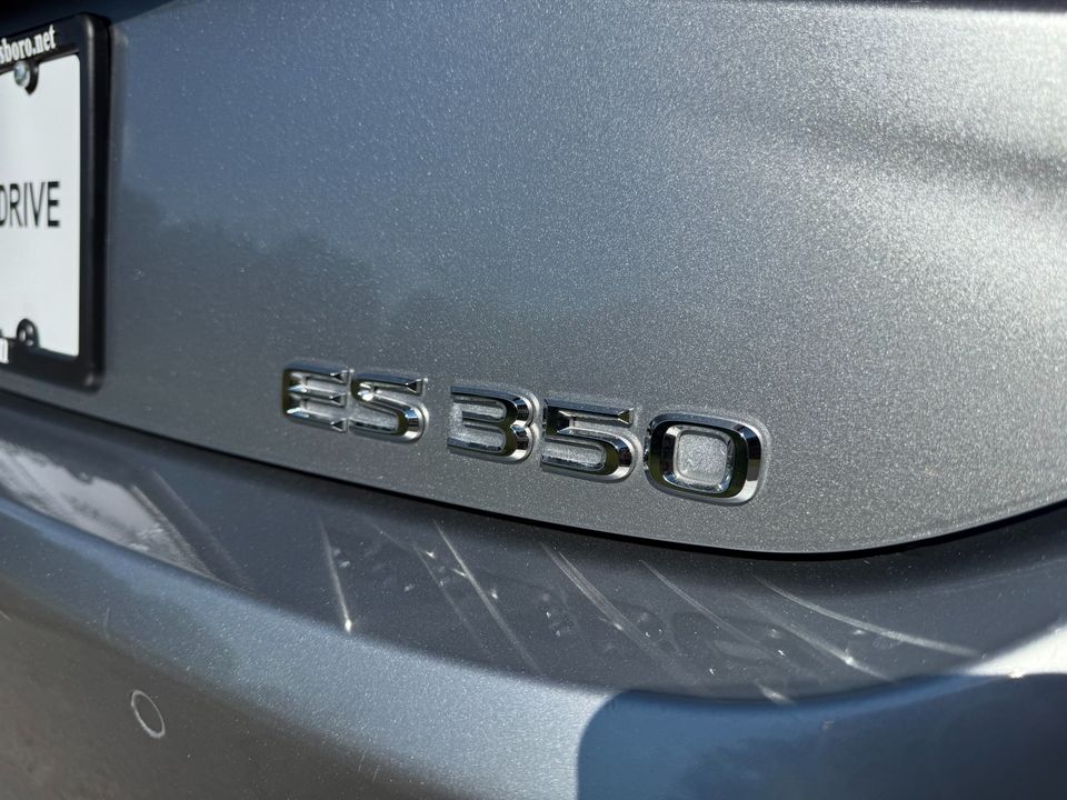 2022 Lexus ES 350