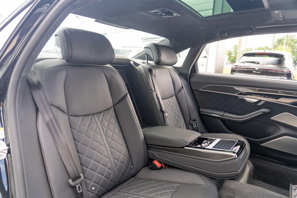 2023 Audi S8