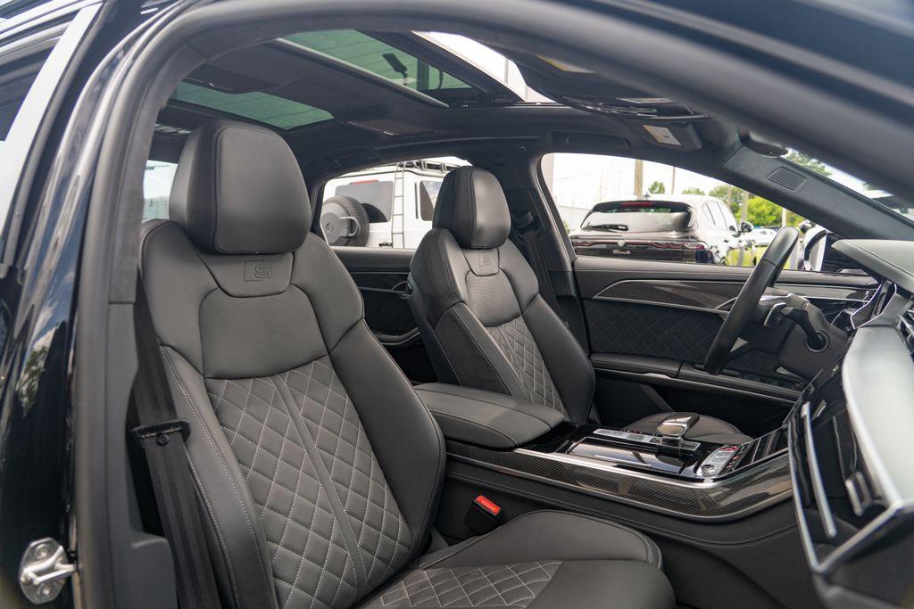 2023 Audi S8