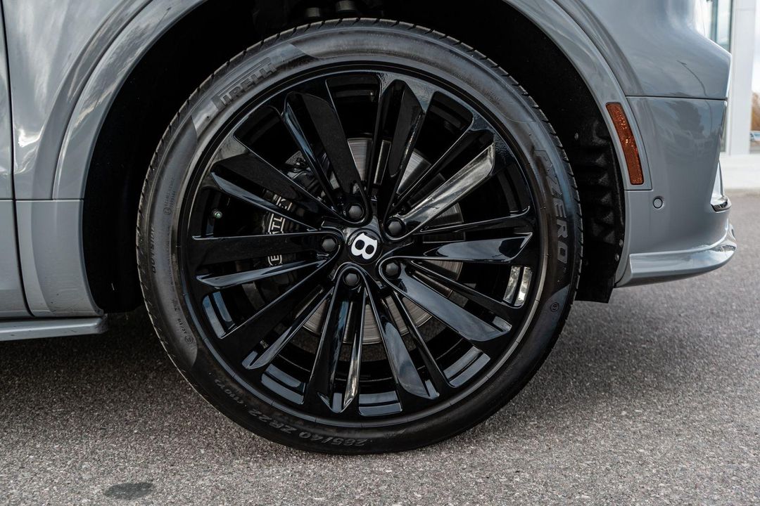 2022 Bentley Bentayga