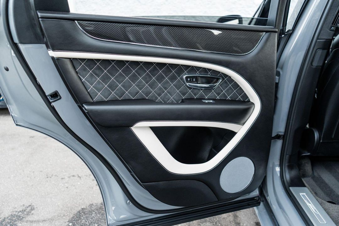 2022 Bentley Bentayga