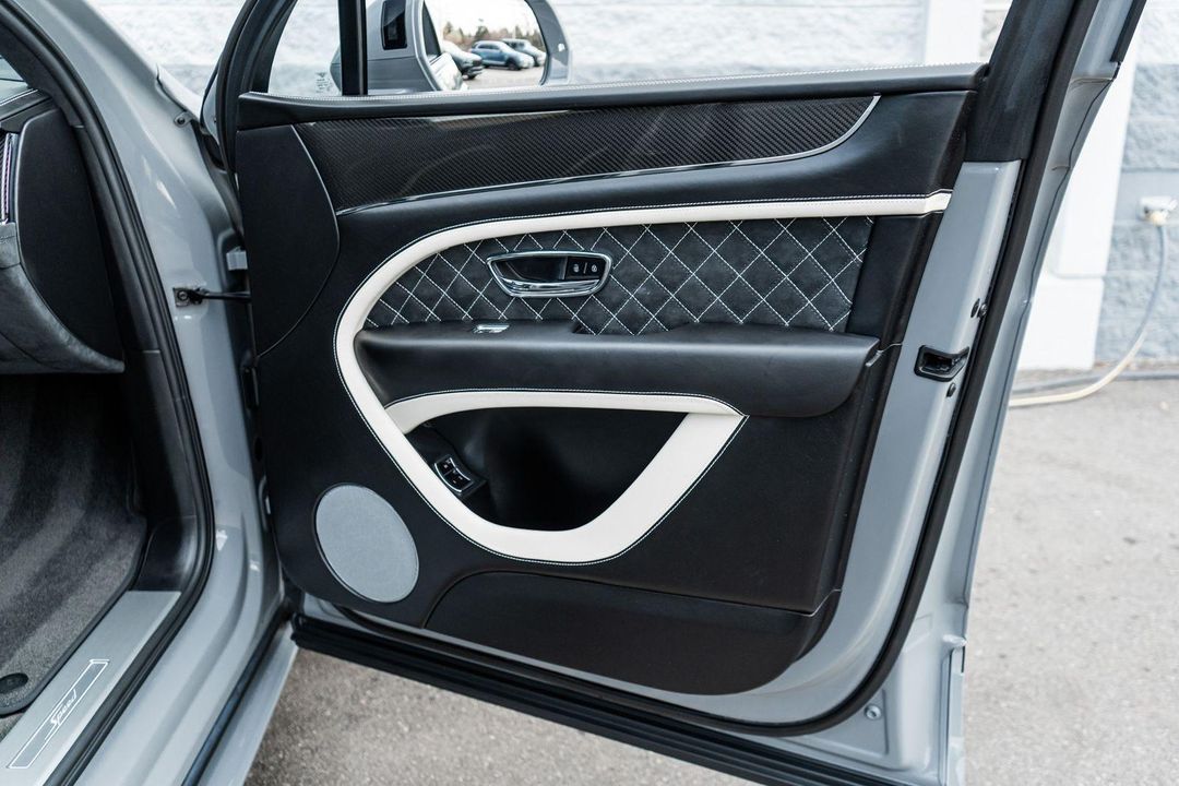 2022 Bentley Bentayga