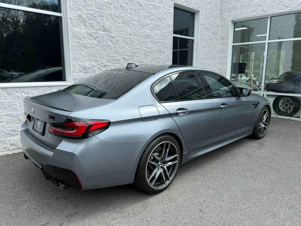 2022 BMW M5
