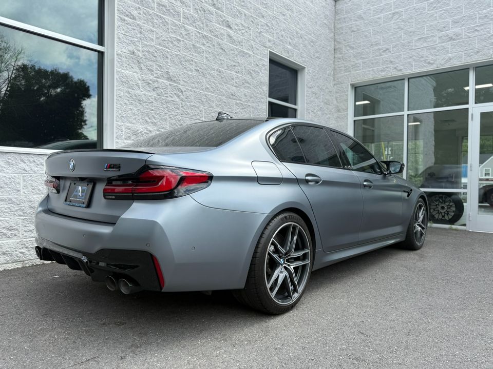 2022 BMW M5
