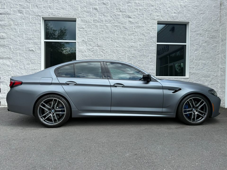 2022 BMW M5