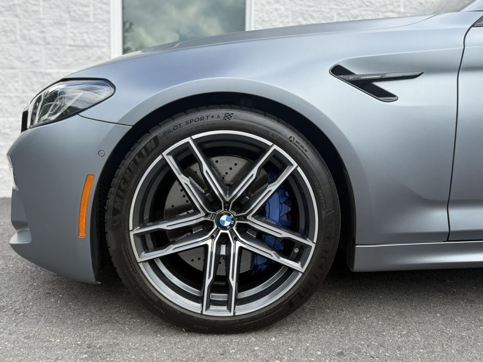 2022 BMW M5