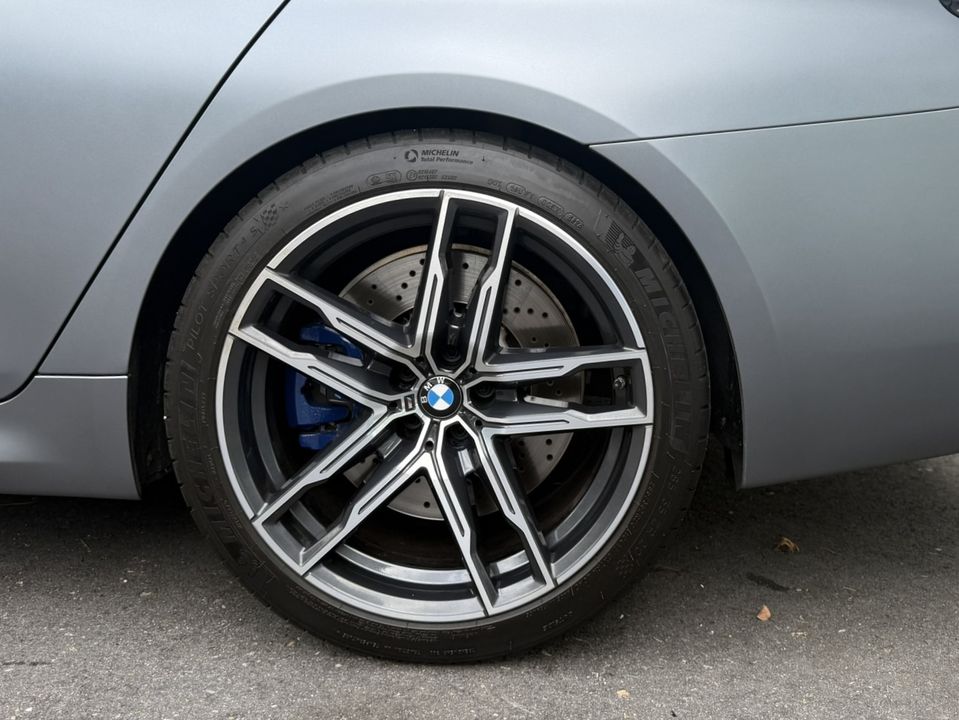 2022 BMW M5