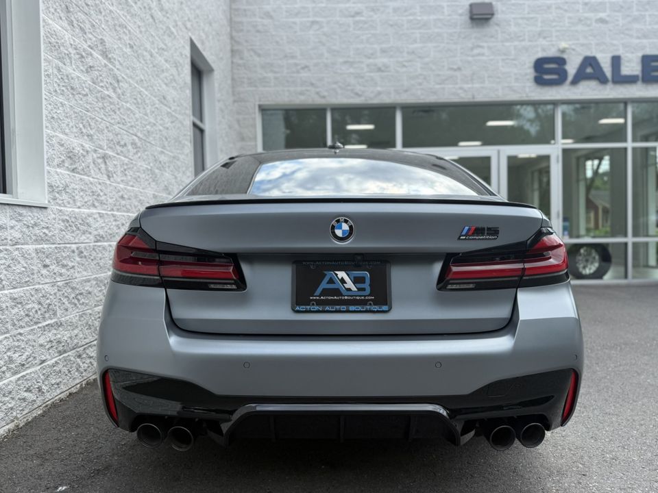 2022 BMW M5