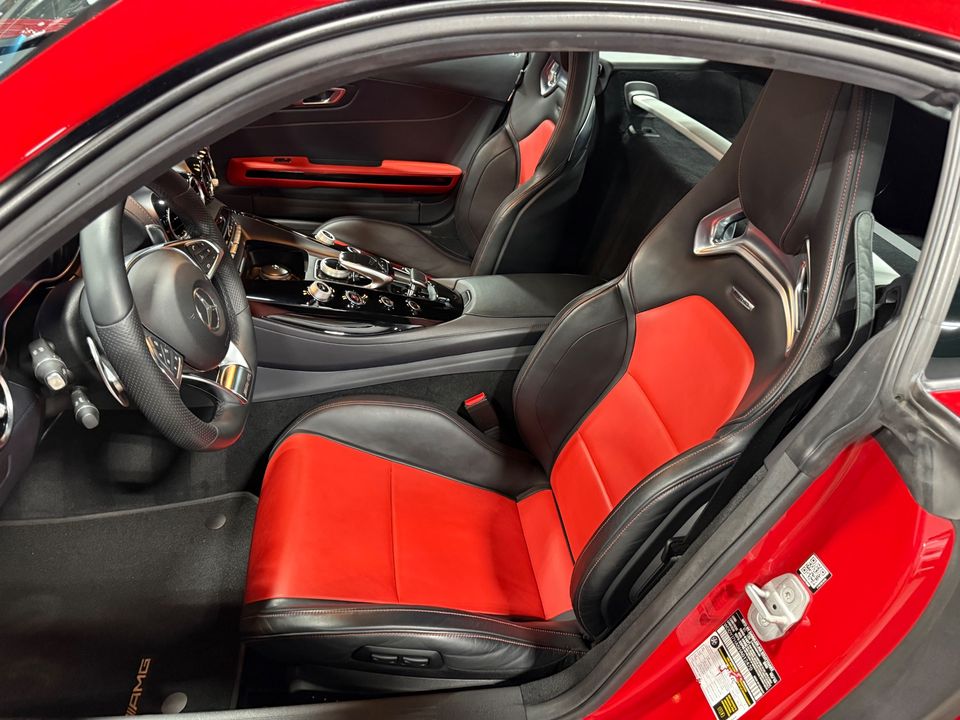 2017 Mercedes-Benz AMG GT