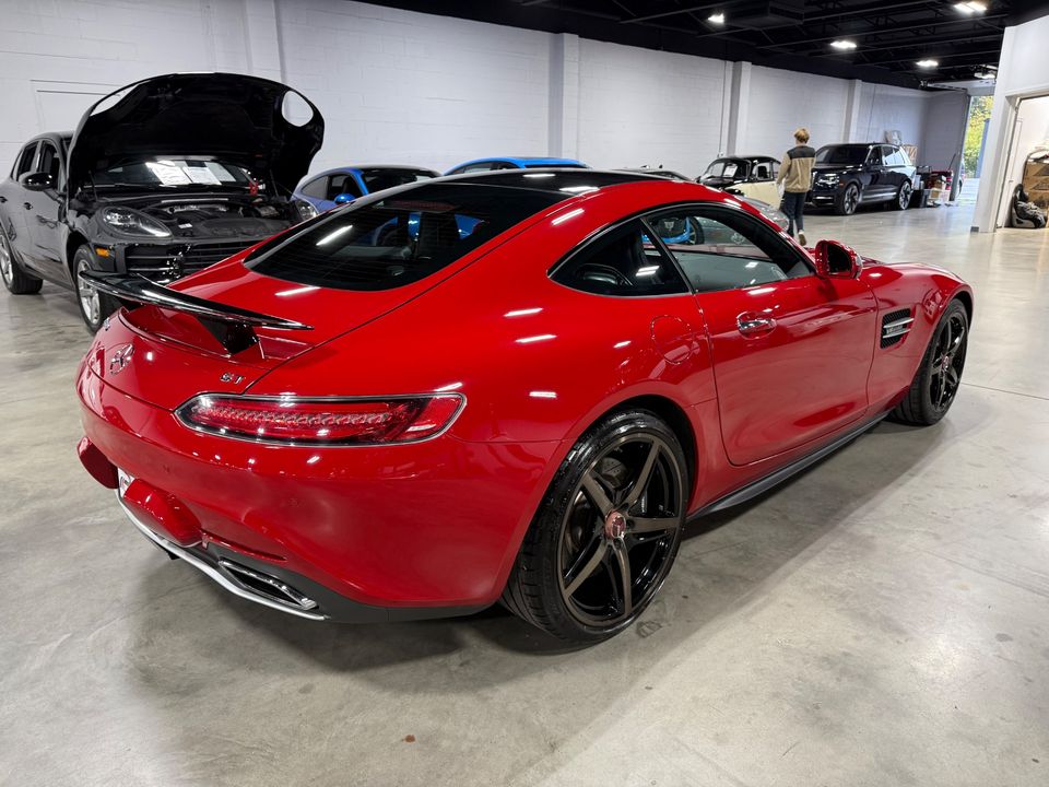 2017 Mercedes-Benz AMG GT