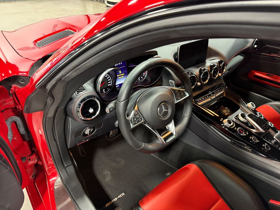 2017 Mercedes-Benz AMG GT