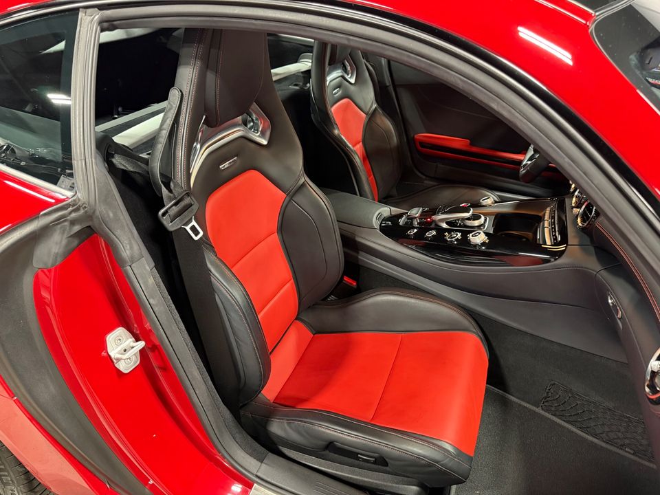 2017 Mercedes-Benz AMG GT