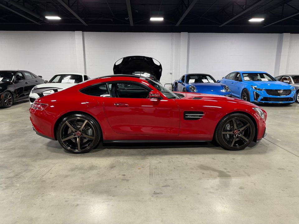 2017 Mercedes-Benz AMG GT