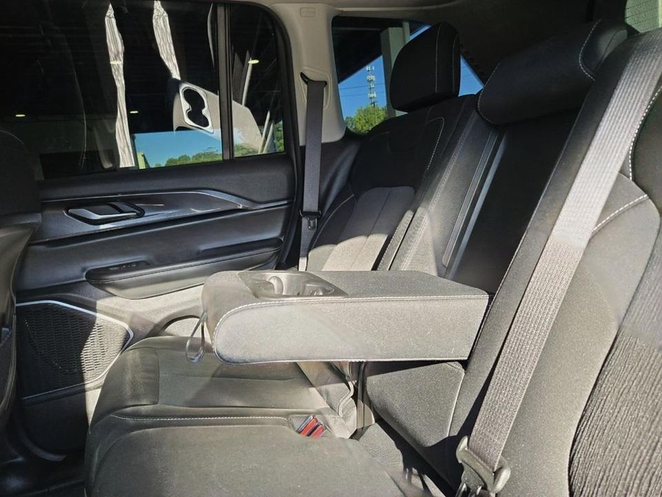 2022 Jeep Grand Cherokee