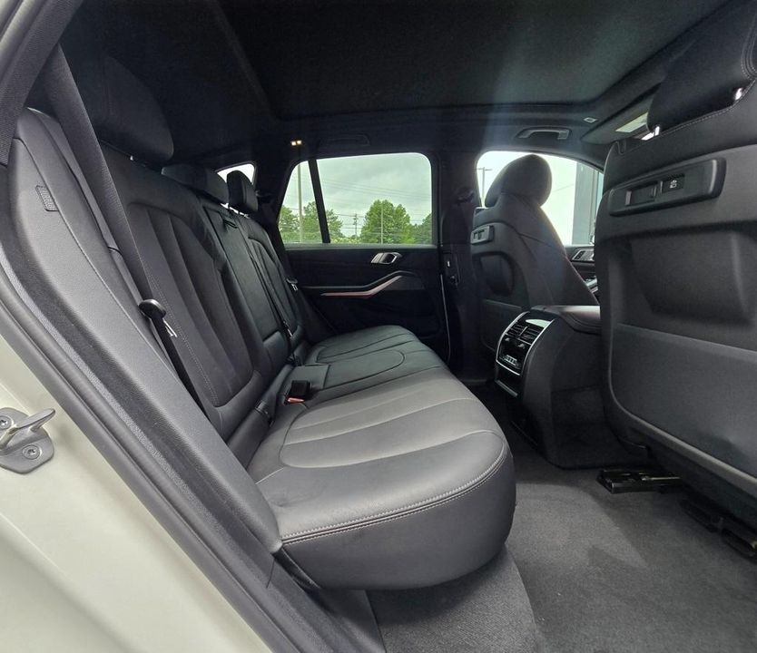 2022 BMW X5