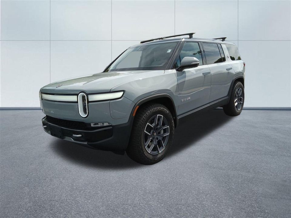 2024 Rivian R1S