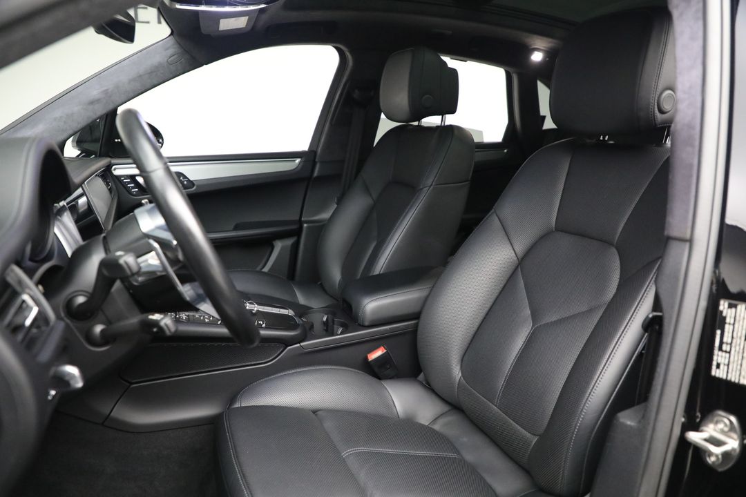 2020 Porsche Macan