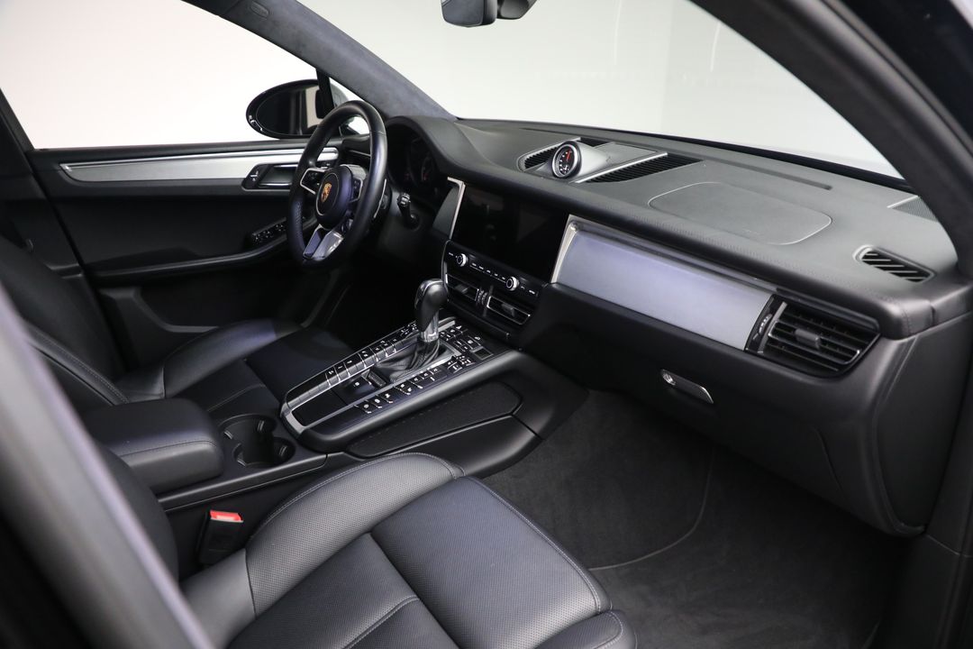 2020 Porsche Macan