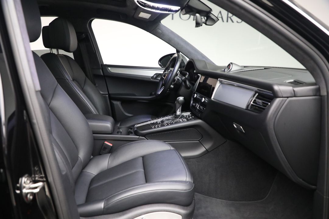 2020 Porsche Macan