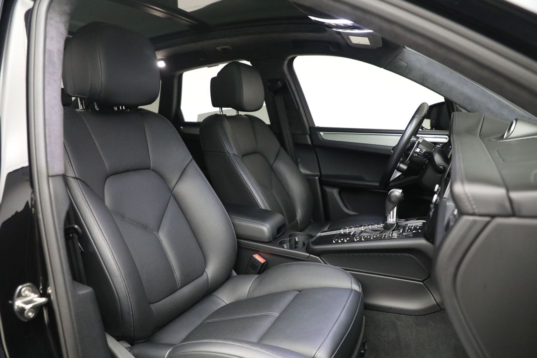 2020 Porsche Macan