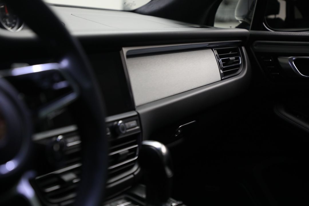 2020 Porsche Macan