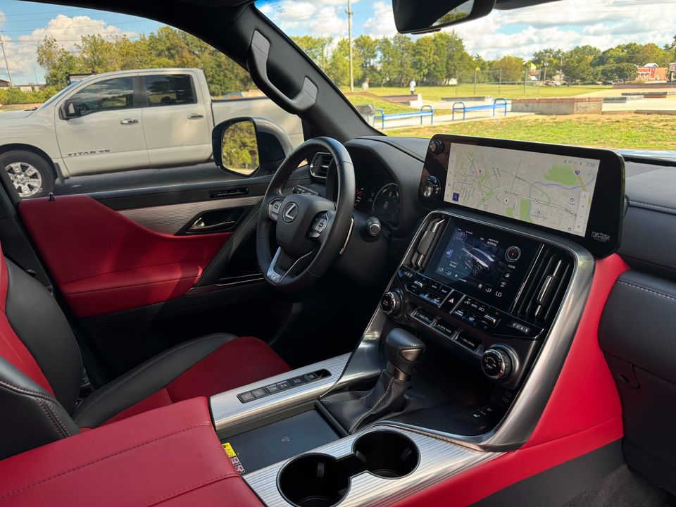 2024 Lexus LX 600