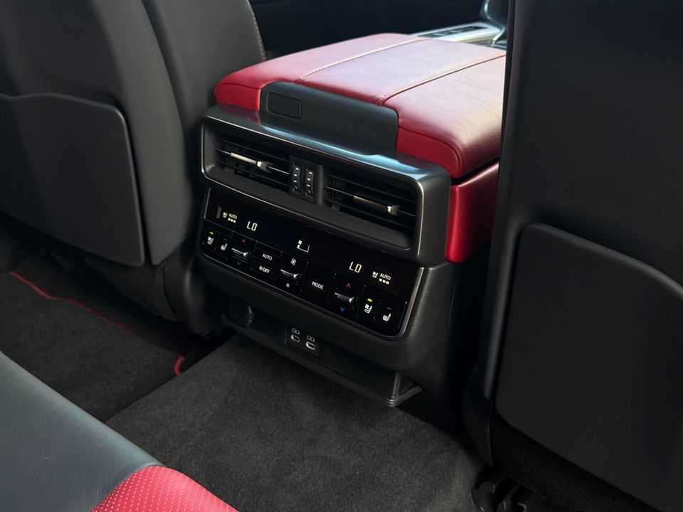 2024 Lexus LX 600