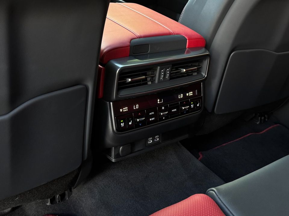 2024 Lexus LX 600