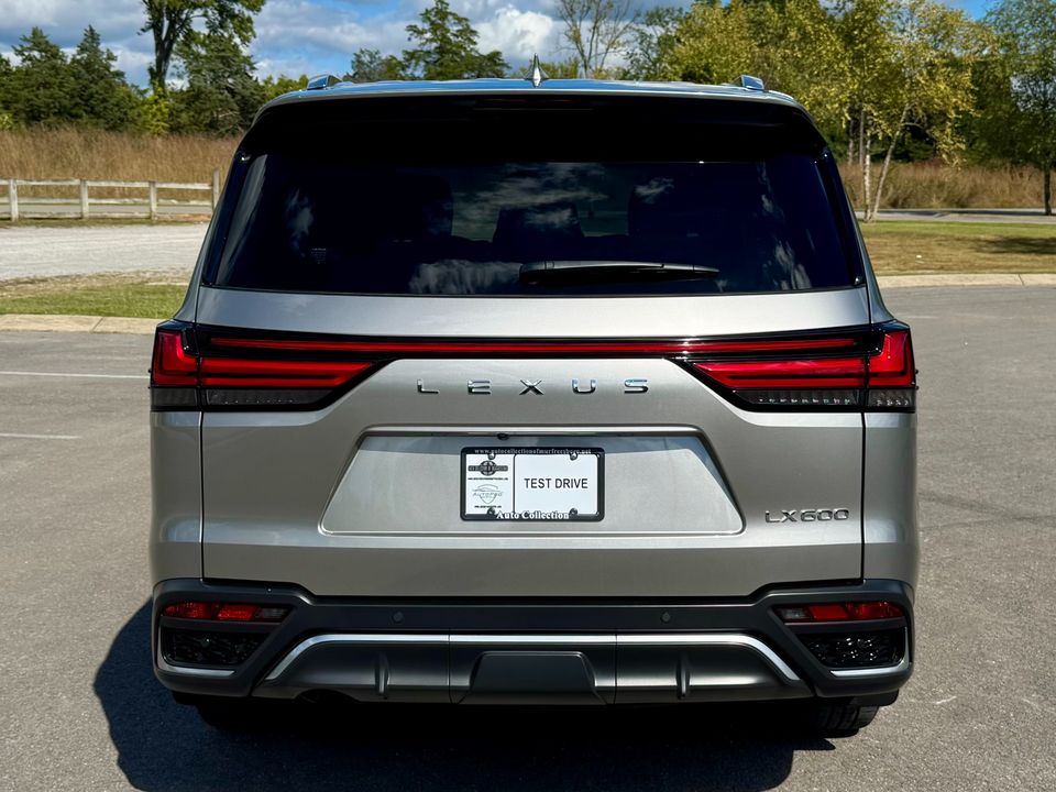 2024 Lexus LX 600