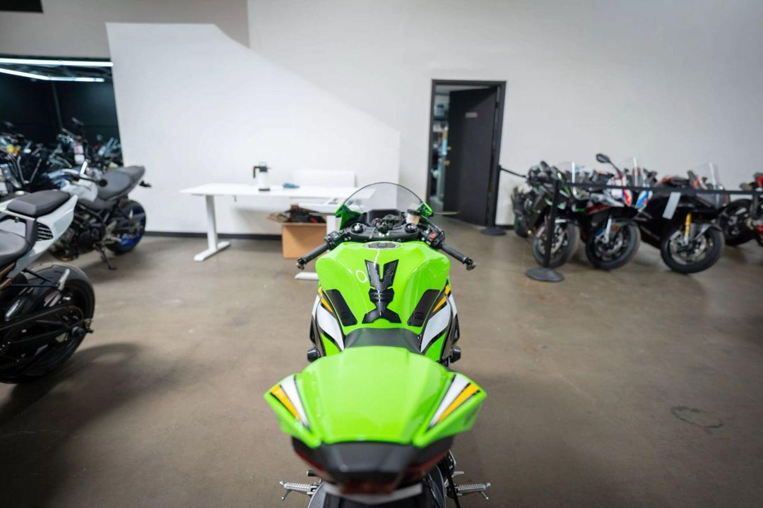 2025 Kawasaki ZX636KSFAL Ninja ZX-6R KRT