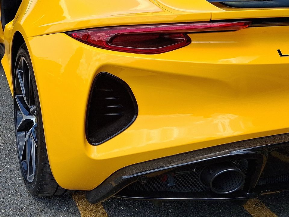 2025 Lotus Emira
