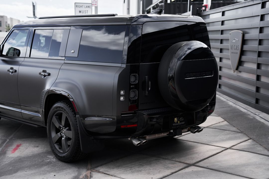 2024 Land Rover Defender 130