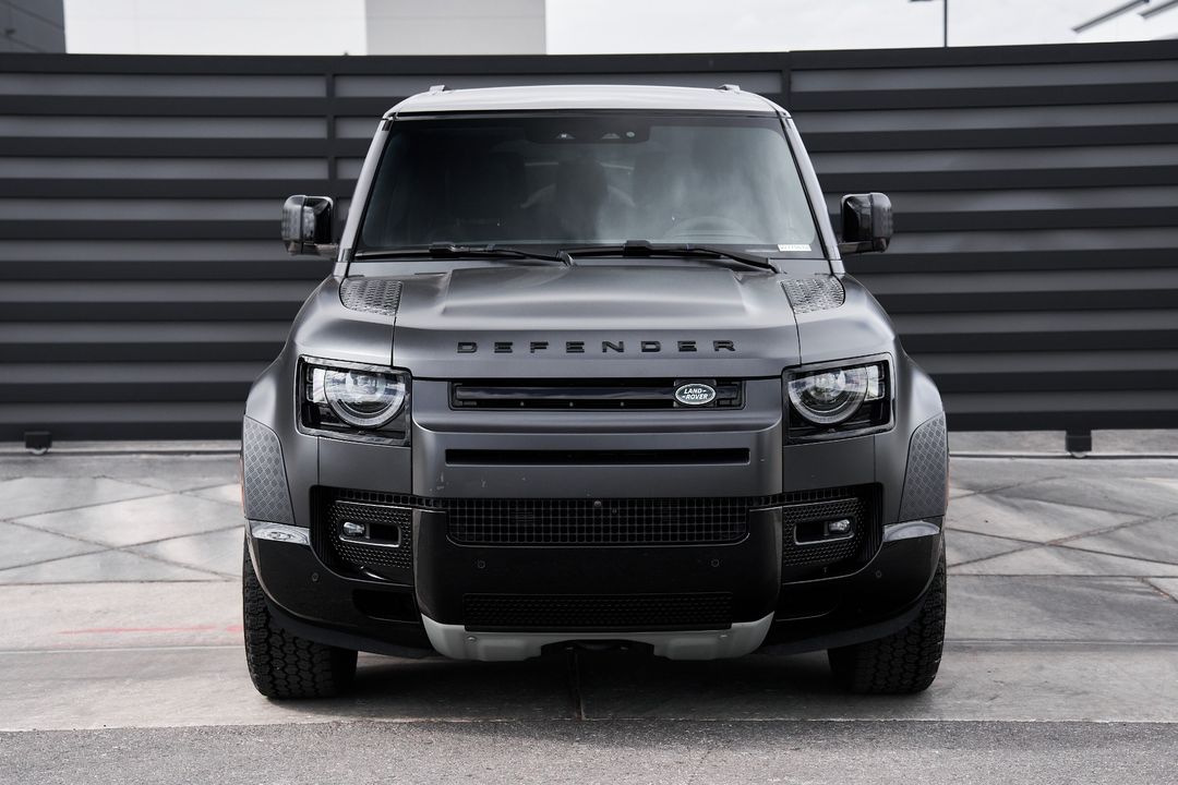 2024 Land Rover Defender 130