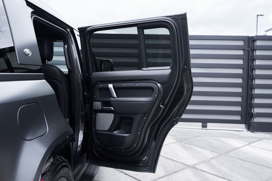 2024 Land Rover Defender 130