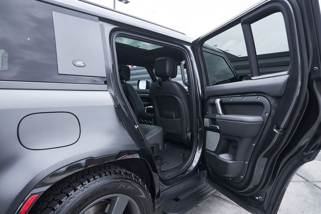 2024 Land Rover Defender 130