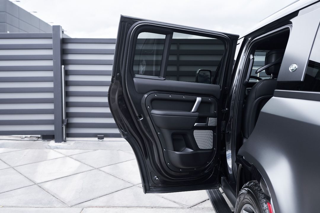 2024 Land Rover Defender 130
