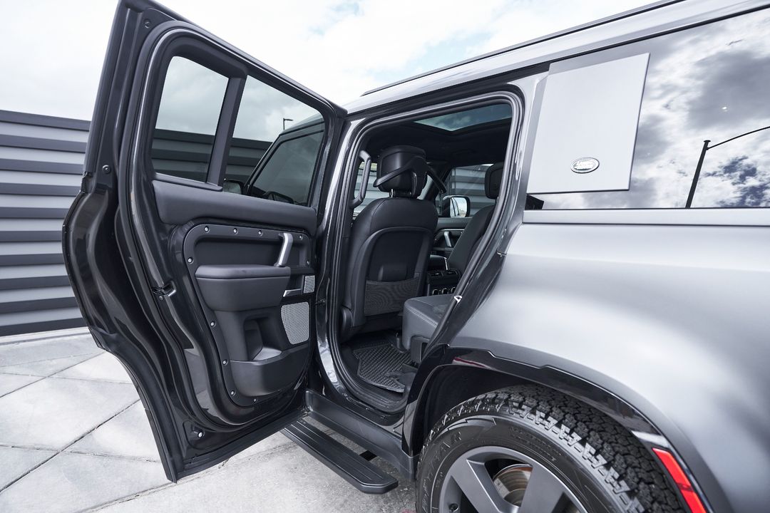 2024 Land Rover Defender 130