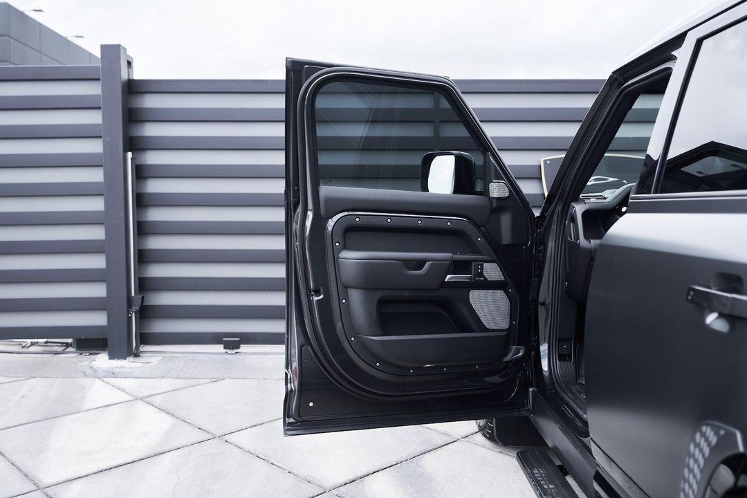 2024 Land Rover Defender 130